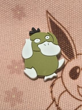 💛 Psyduck Croc Charm – Funny Yellow Duck Character Shoe Charm